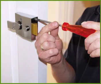 Neighborhood Locksmith Services Plainfield, IL 815-287-0107 - 10-lock-smiths