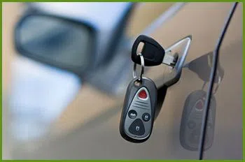 Neighborhood Locksmith Services Plainfield, IL 815-287-0107 - 18-car-unlock