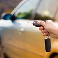 Neighborhood Locksmith Services Plainfield, IL 815-287-0107 - sid-serv-aut-68-25mod